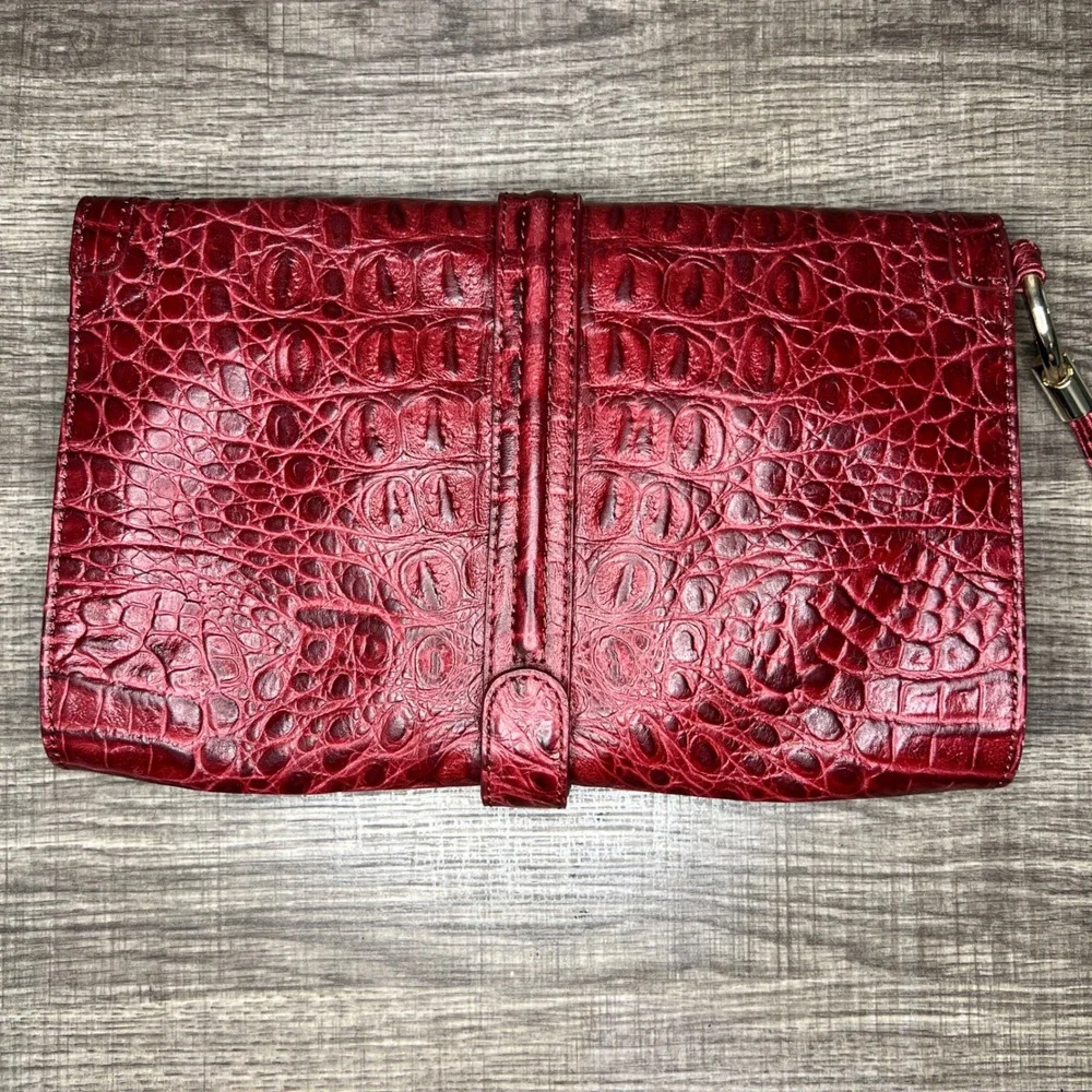 Talbots Burgundy Crocodile Embossed Leather Wristlet‎ Clutch Bag Red Maroon